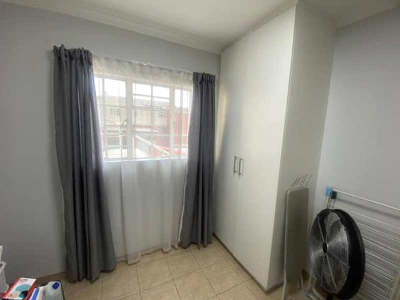 Delightful 2 Bedroom rocky Crest Unit - Photo 3
