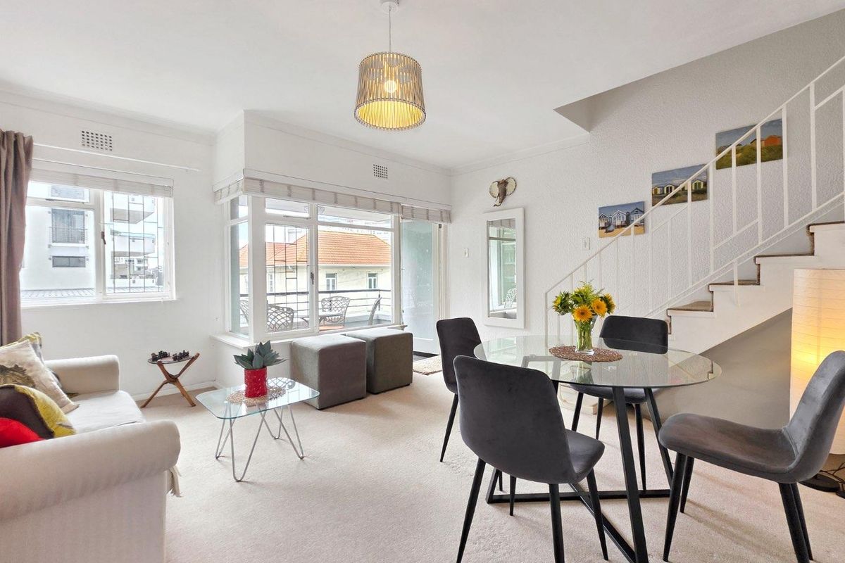 Rare duplex in the heart of Sea Point - Photo 3