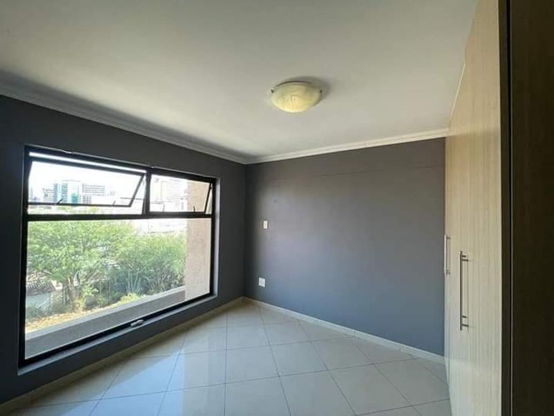 City Convenience Meets Quiet Charm at Villas Erikson! For Sale: N$1,900 000.00 Excl Costs - Photo 7