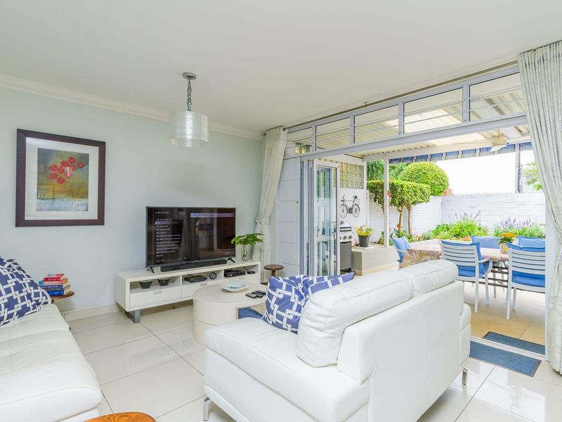 Position Position Position!!  100 Meters to Umhlanga Village - Photo 7