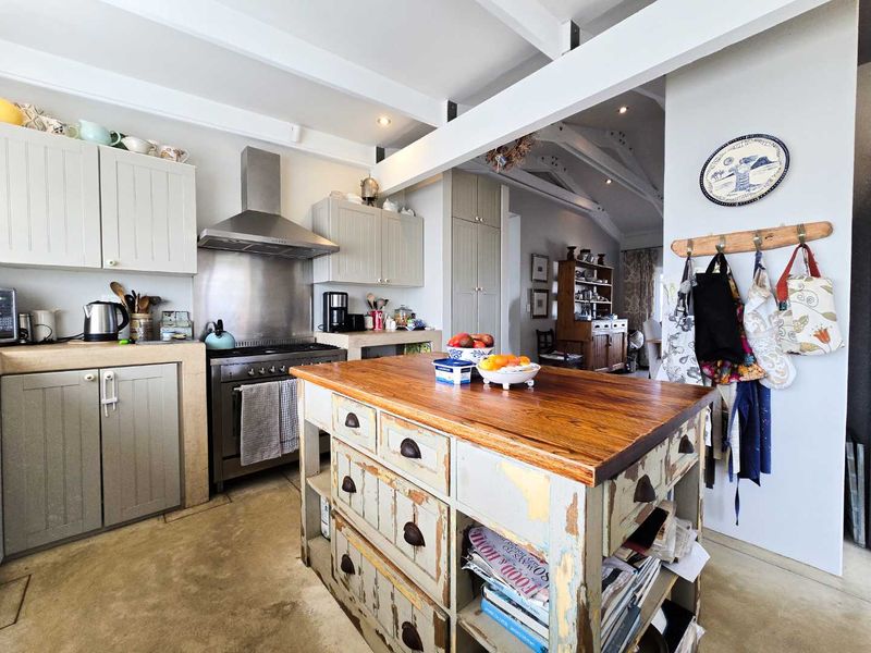 Four bedroom unit for sale in Tollas Oord. - Photo 9