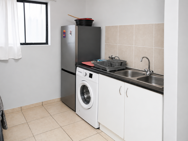 Hidden Gem in Parklands – Perfect for First-Time Buyers or Investors - Photo 6