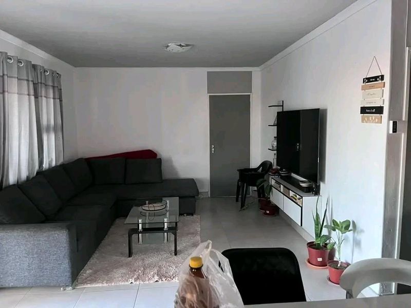 2-Bedroom House for Sale – Ehenye, Oshakati,N$1 200 000.00 cost exclusive - Photo 3