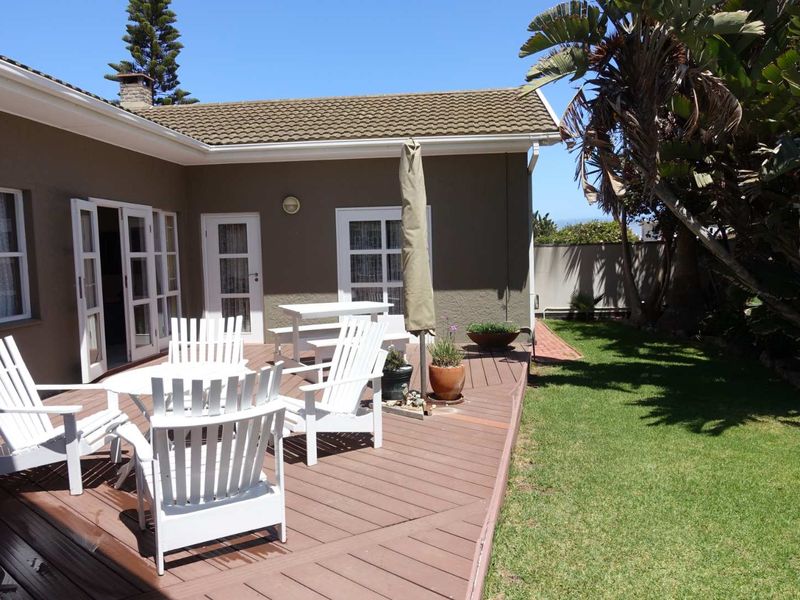 HOUSE WITH FLAT NEAR THE SEA PROMENADE AND SHOPPING MALL - Photo 9