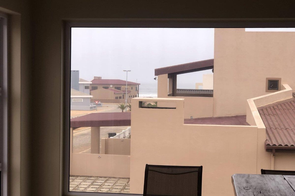 Spacious comfortable entertainers house - Photo 4