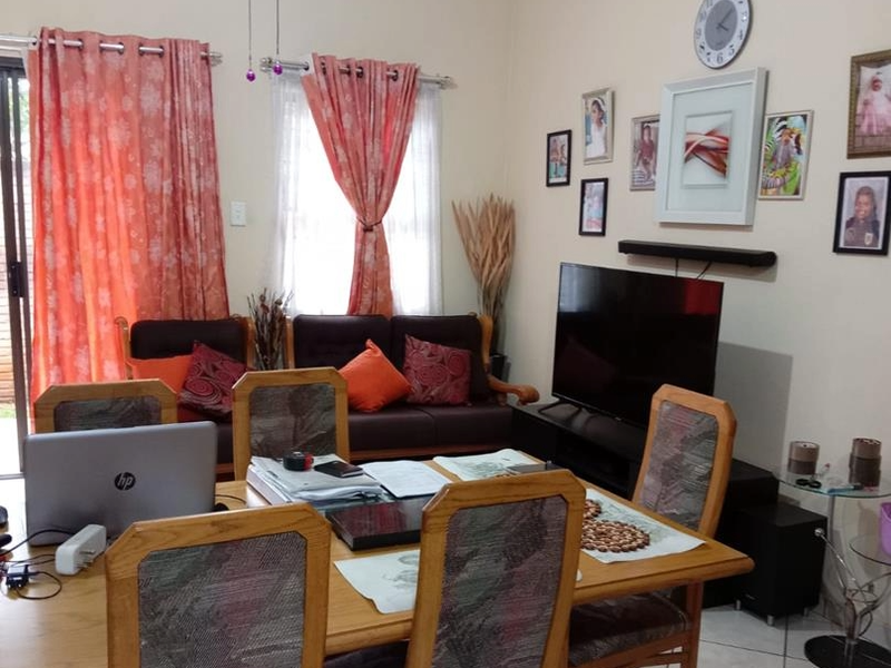 A beautiful 2 beautiful ground floor apartment - Photo 4