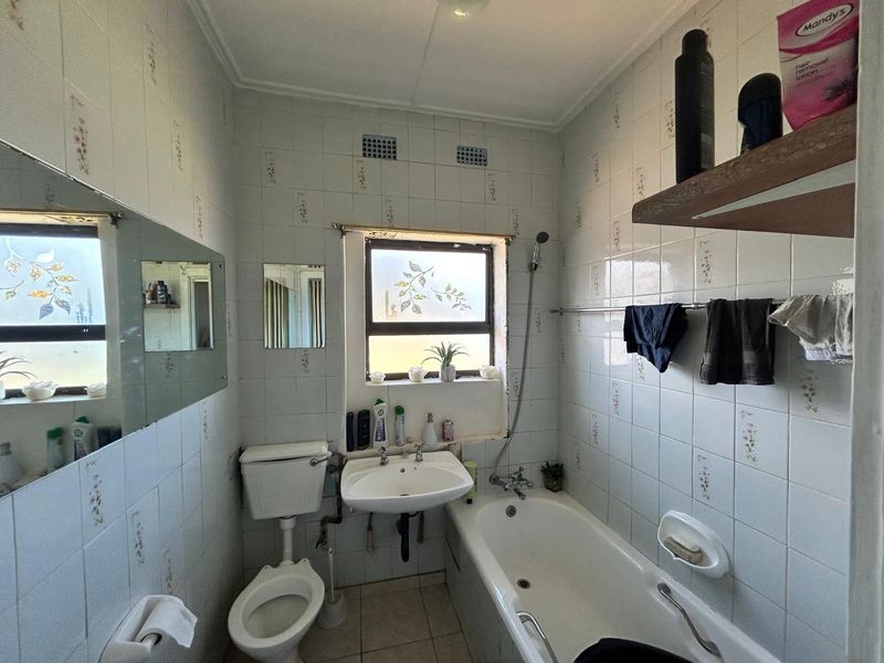 Home & Flatlet Combo - Photo 8