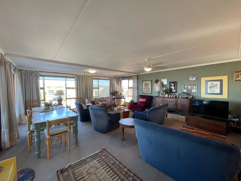 Coastal Living Just Steps from the Shore – Klein Brak River Gem! - Photo 8