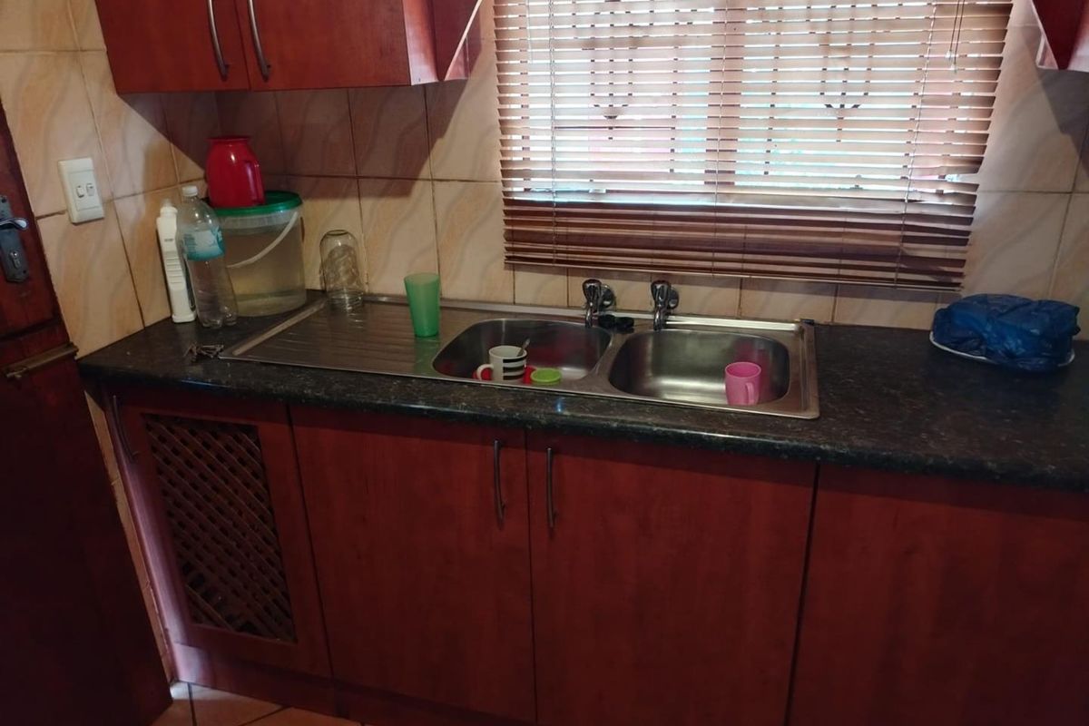 3 bedrooms house for sale in Soshanguve XX - Photo 5