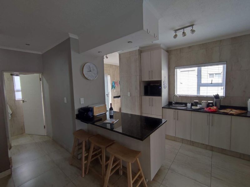 THATCHFIELD SECURITY ESTATE - 4 BEDROOM HOUSE - Photo 7