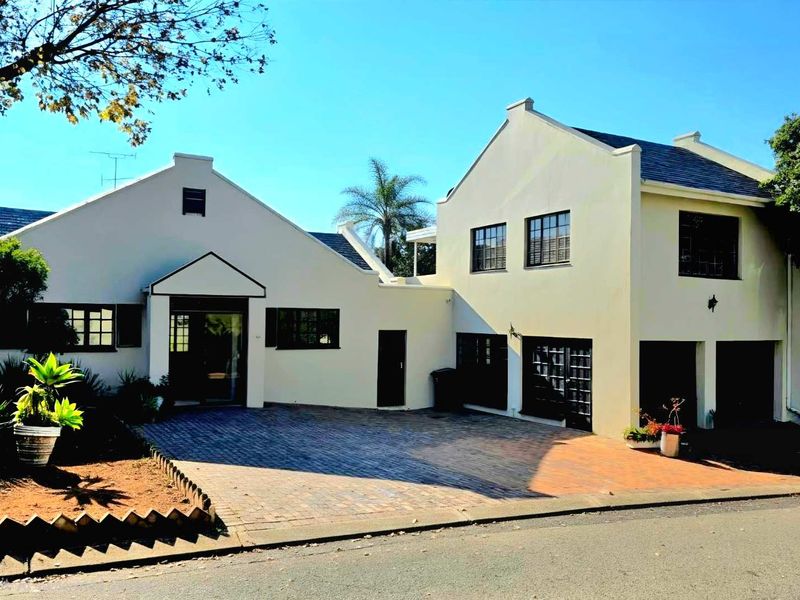 🌟 Stunning 3-Bedroom Family Home with Spacious Cottage & Beautiful Garden 🌟 - Photo 1