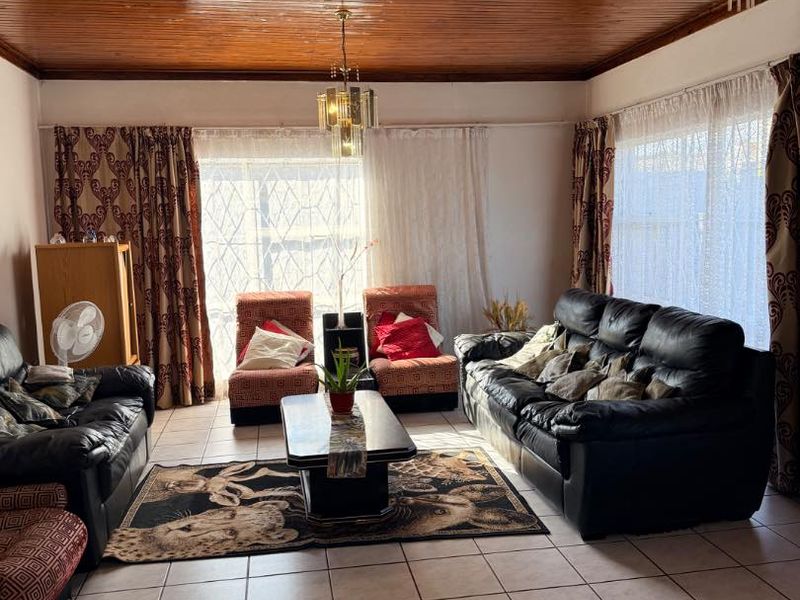 House for Sale:Khomasdal - Photo 4
