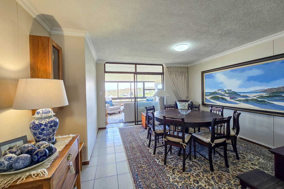 Breathtaking views - true gem. Modern apartment in Stilbaai-Wes. - Photo 3