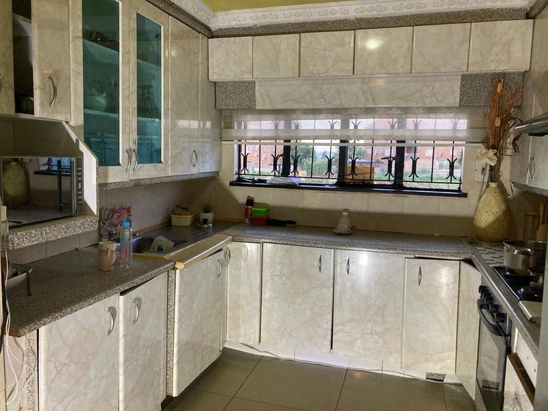 Ground floor apartment for sale at Jabulani - Photo 2