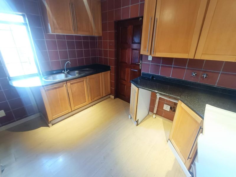 Stunning Property for Sale in Highveld, Centurion - Photo 6