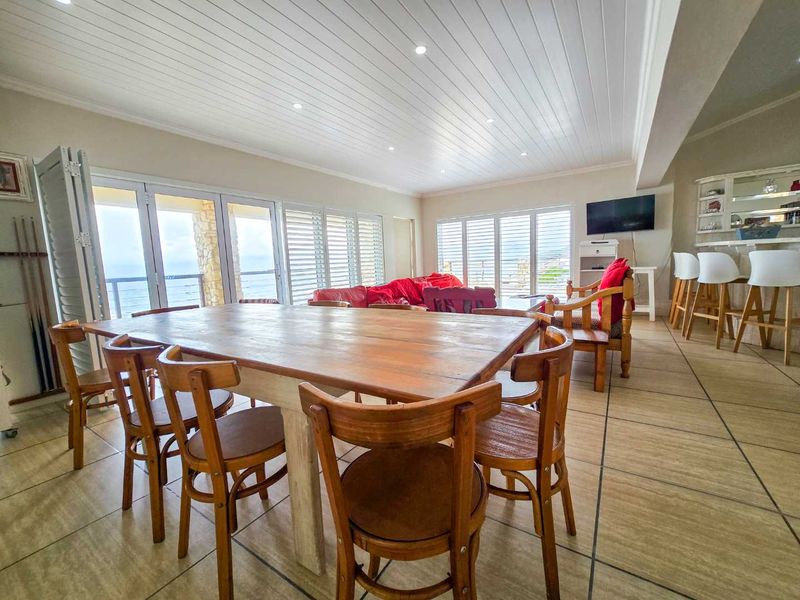 For Sale in Jongensfontein – Stunning Home with Breathtaking Sea Views - Photo 2