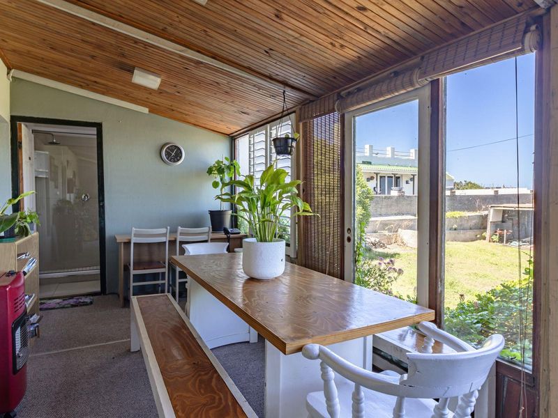 A touch of Nostalgia in Gansbaai - Photo 7