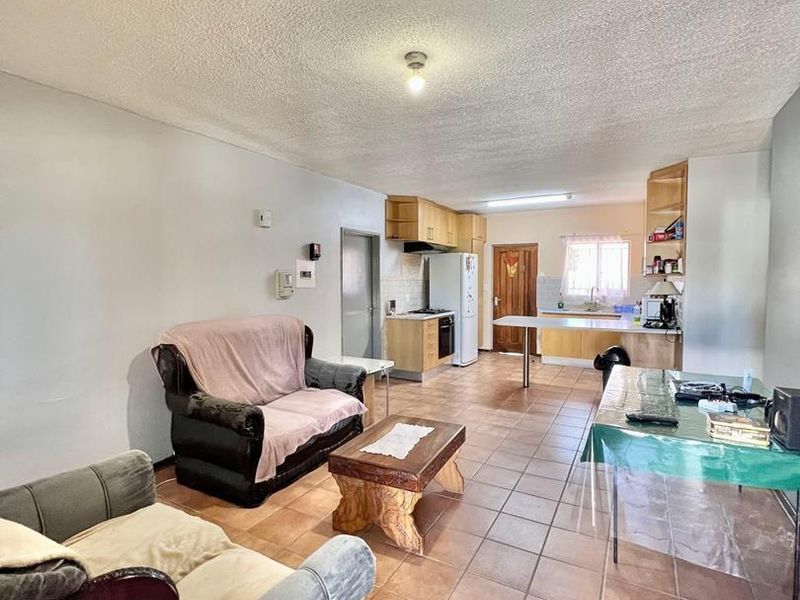 Townhouse for sale in Eros - Photo 4