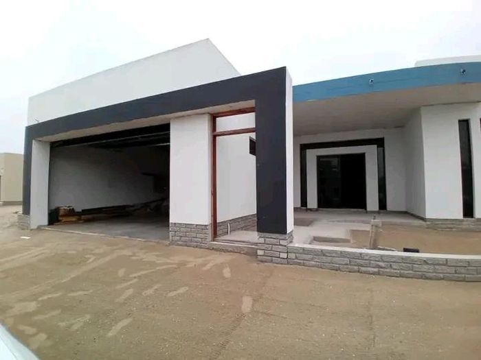 Property #2489363, House For Sale in Kuisebmond