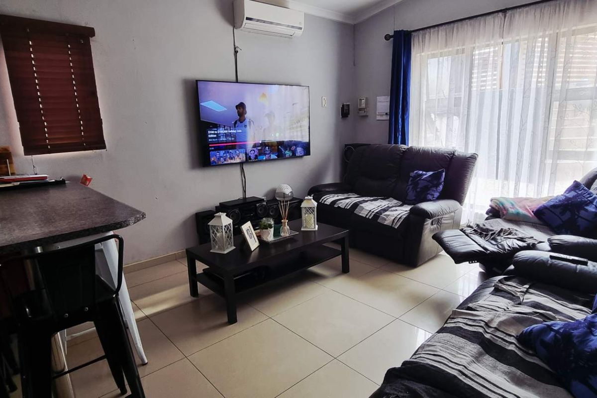 Dorado park 4 bedroom house - Photo 5