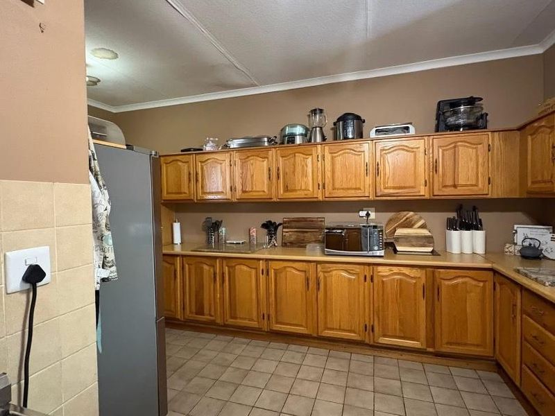 Okahandja- For Sale- N$2 760 000 - Photo 5