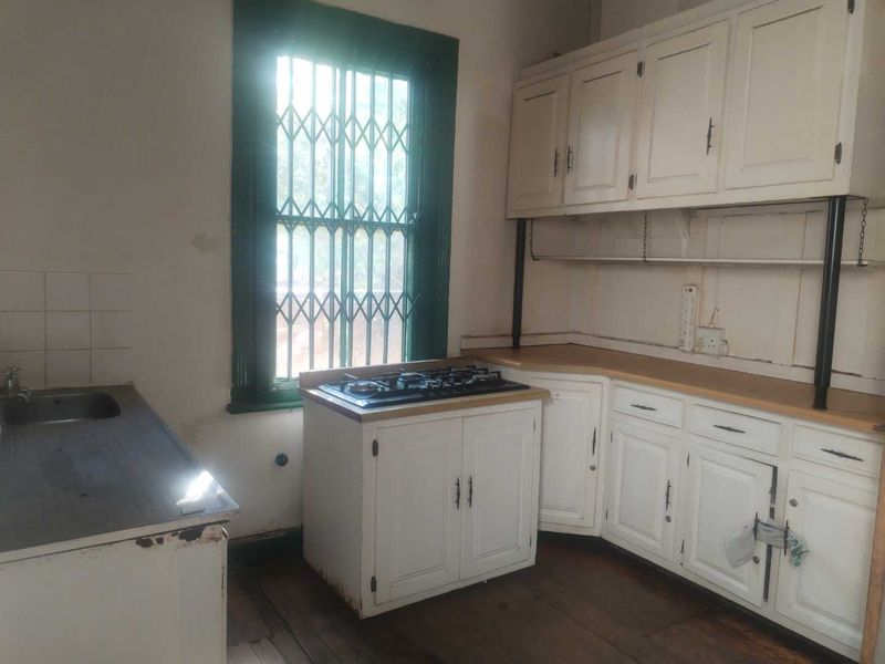 Charming 3-Bedroom Home Near Cullinan School & Amenities - Photo 5