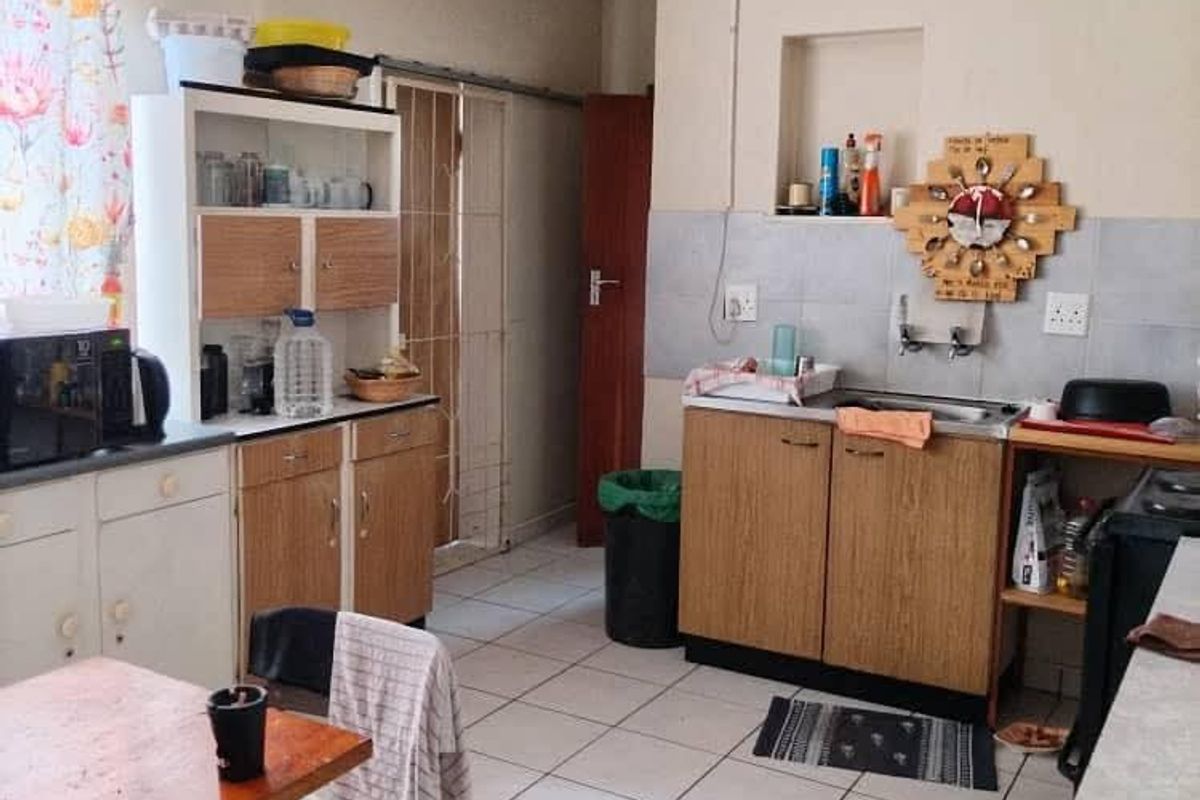 FOR SALE HOUSE IN ACADEMIA - Photo 5