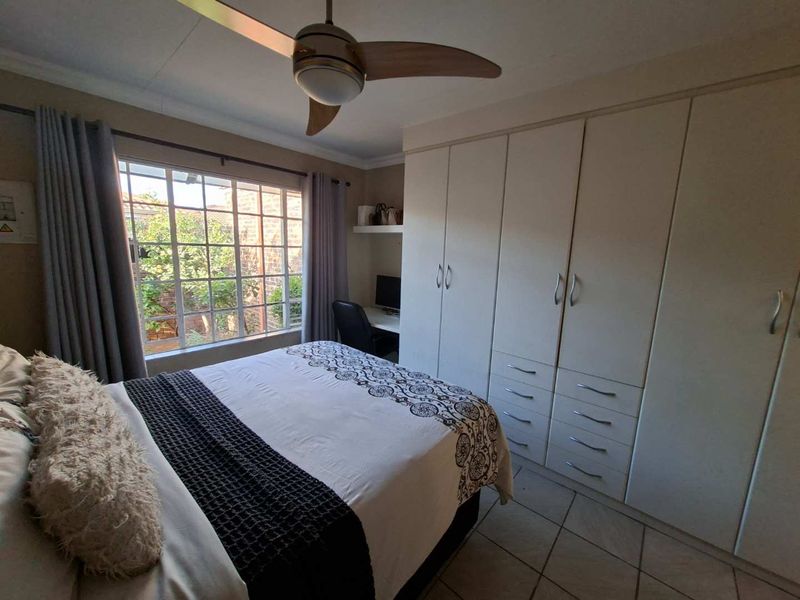 Charming Free-Standing Simplex for Sale in Allens Nek / Weltevreden Park - Photo 4