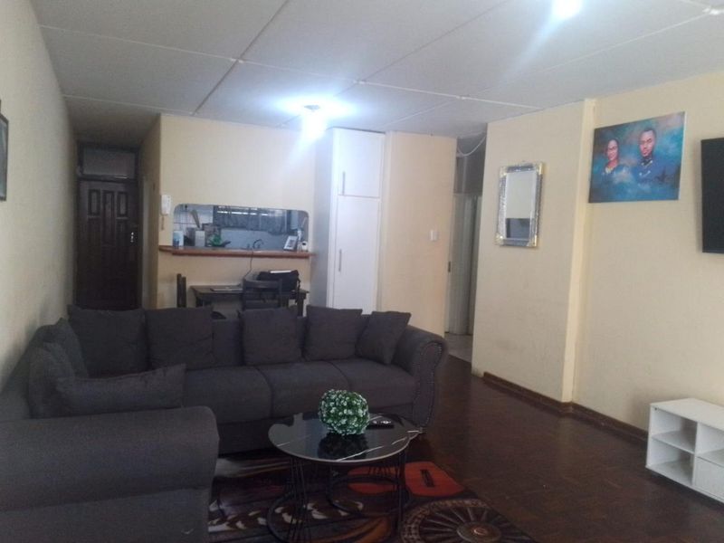 This your opportunity to stamp your mark on this spacious unit for sale in South Beach, Prime area!!!! - Photo 5