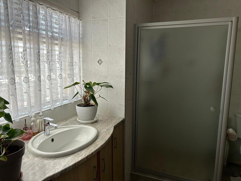 For Sale: Modern Double-Story Townhouse at Dolphin Beach, Namibia - Photo 9