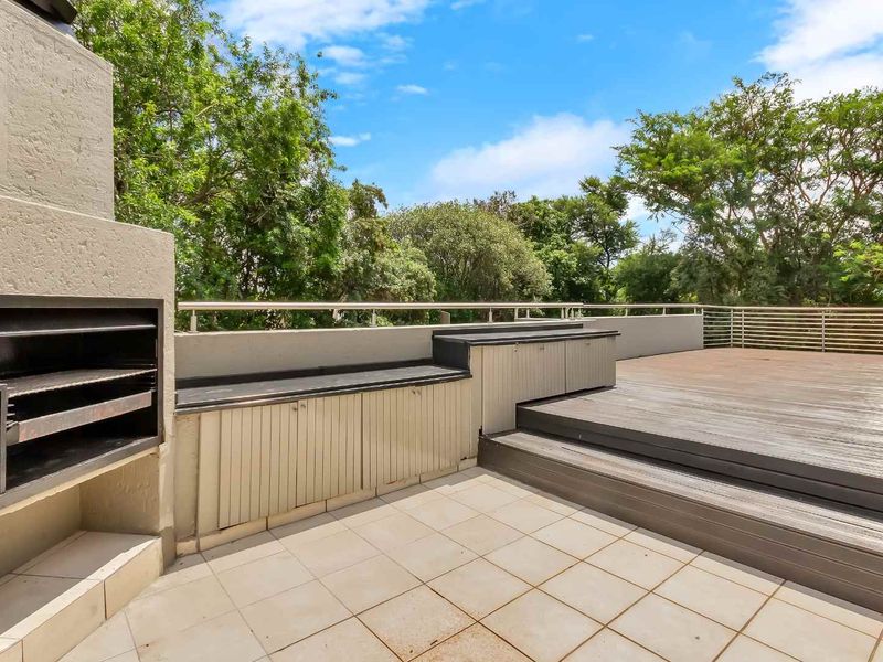 5 Bedroom House for Sale in Dainfern Golf Estate - Photo 8