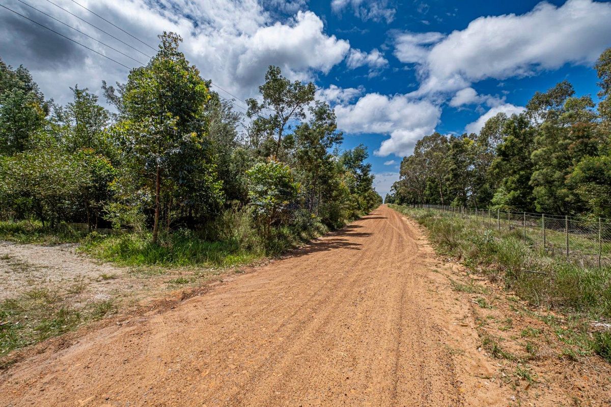 Step into a realm of possibilities with this exceptional Industrial property. - Photo 4