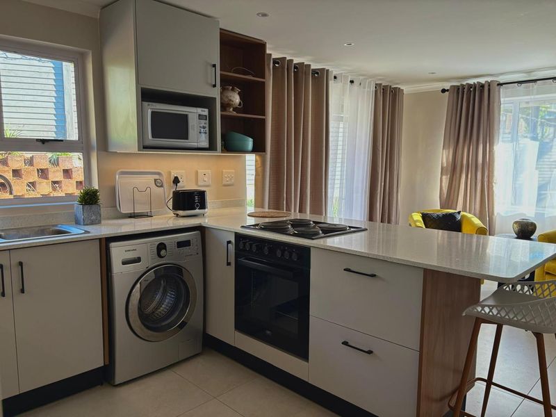 Hendra - Modern , Furnished Cottage in La Lucia - Photo 2