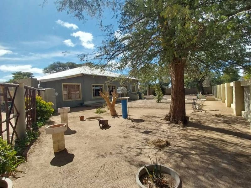 Okahandja - 2 Bedroom House with Flat For Sale - Photo 2