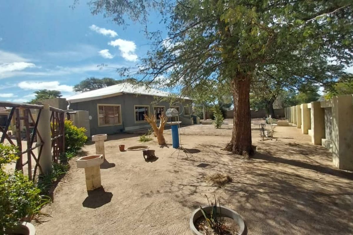 Okahandja - 2 Bedroom House with Flat For Sale - Photo 2