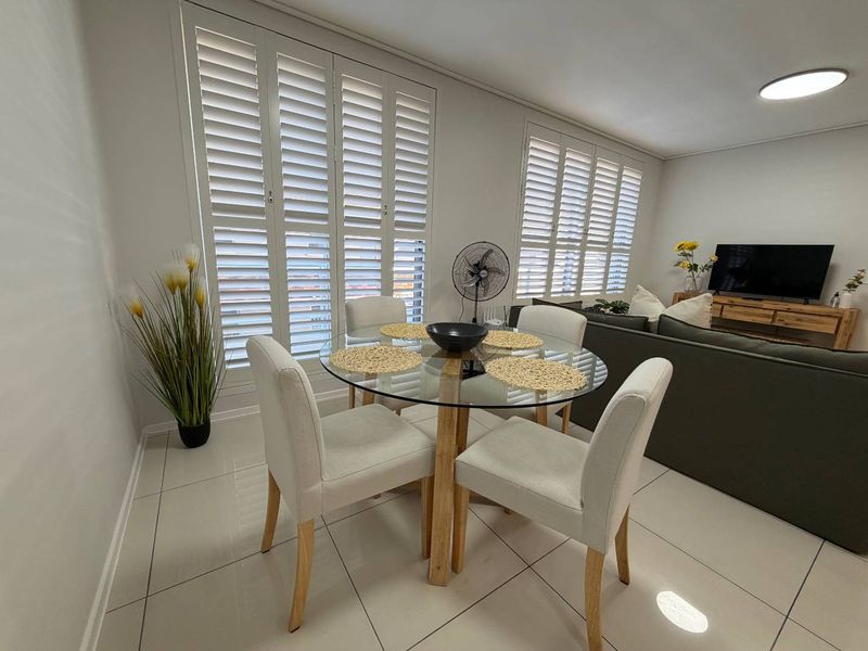 One Bedroom with Pool in Green Point - Photo 4