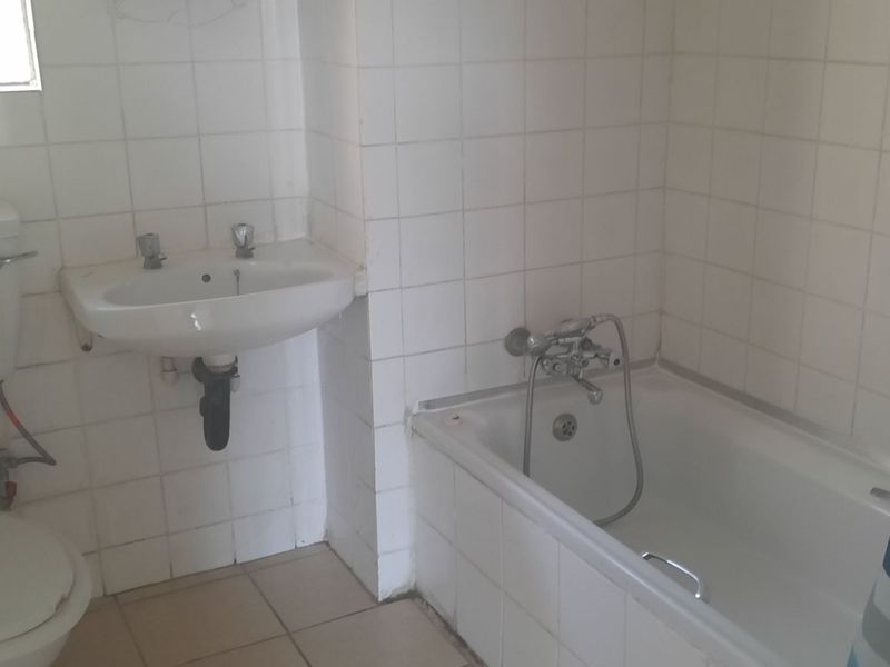 Your New 2BR Home Awaits – Secure, Stylish, and Central! - Photo 7