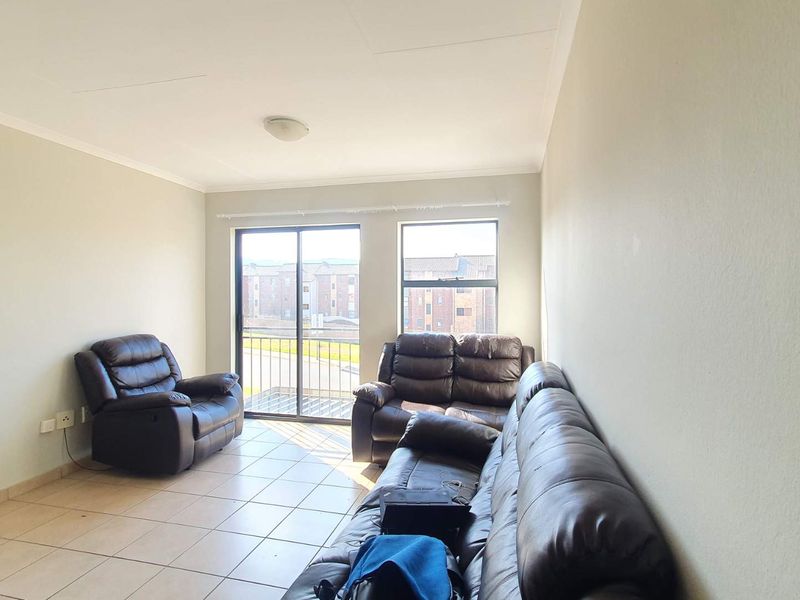 Affordable 2-Bedroom Apartment in Route 82 Village 3 – Convenience at Your Doorstep - Photo 4