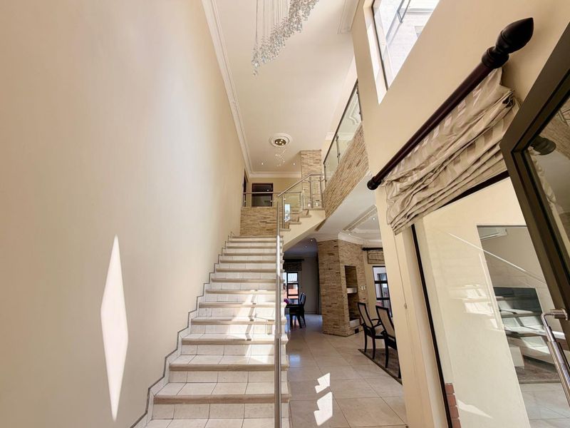 Five Bedroom Home For Sale in Waterfall Country Village Estate on a Corner Stand - Photo 5