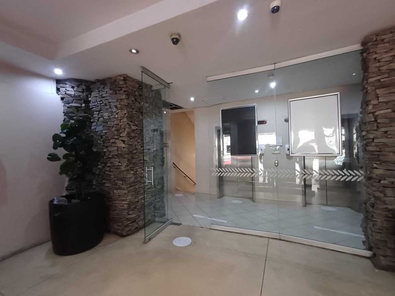 213 Mapungubwe Hotel fully furnished with quality furniture and appliances - Photo 6