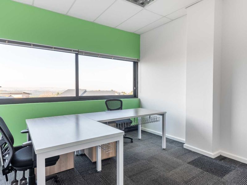 Discover many ways to work your way in Regus Victoria Country Club - Photo 4