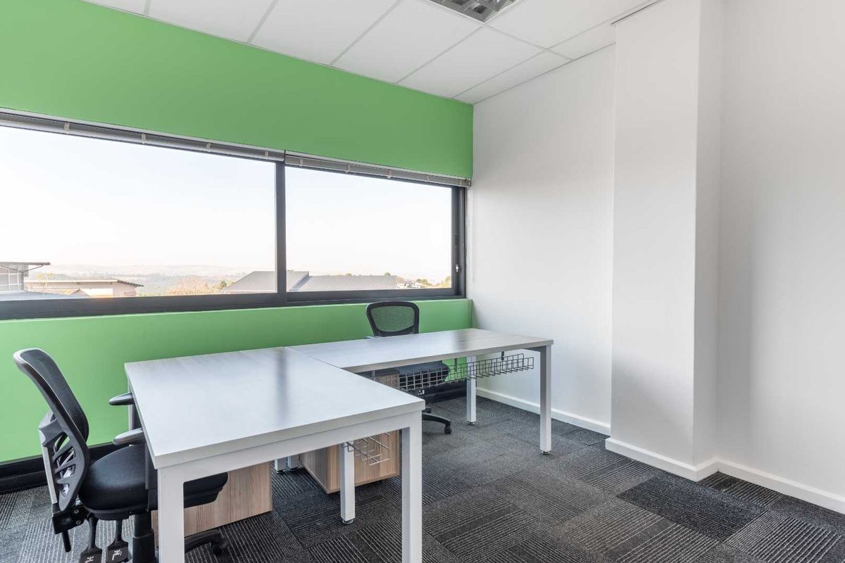 Discover many ways to work your way in Regus Victoria Country Club - Photo 4
