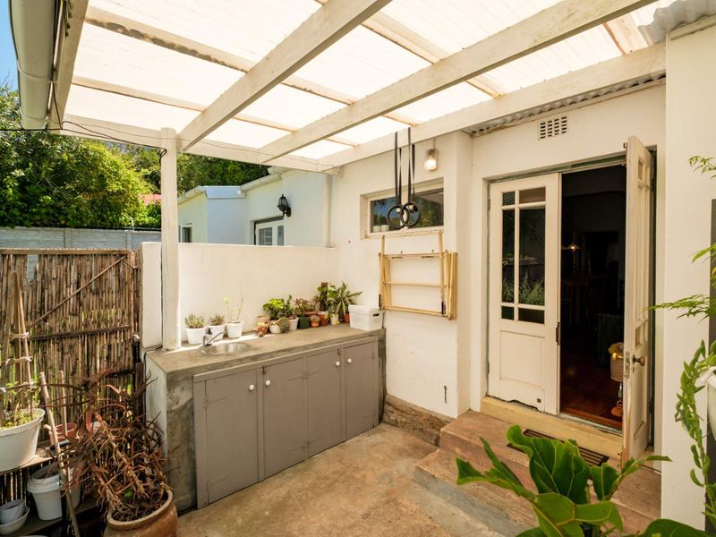 Dual-Living Duo! - Photo 7