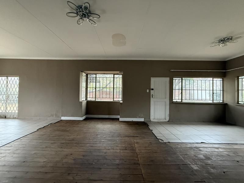 Spacious Family Home + Flatlet | Plantation, Boksburg - Photo 7