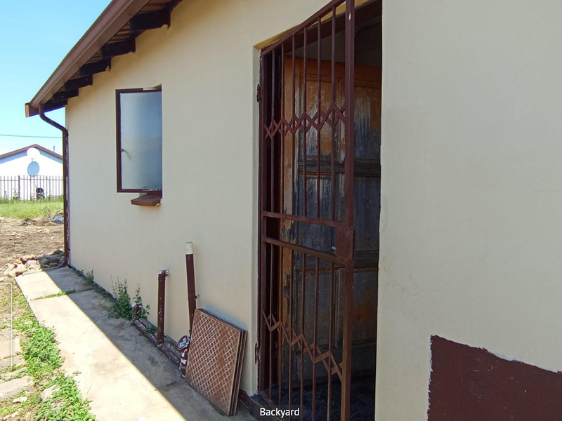 Charming 2 bedrooms for sale in Soshanguve XX - Photo 3