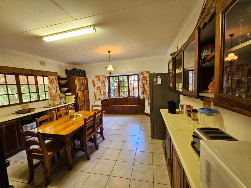 Stunning 5-Bedroom Double Story Home Bordering iSimangaliso Wetlands Park - Photo 3