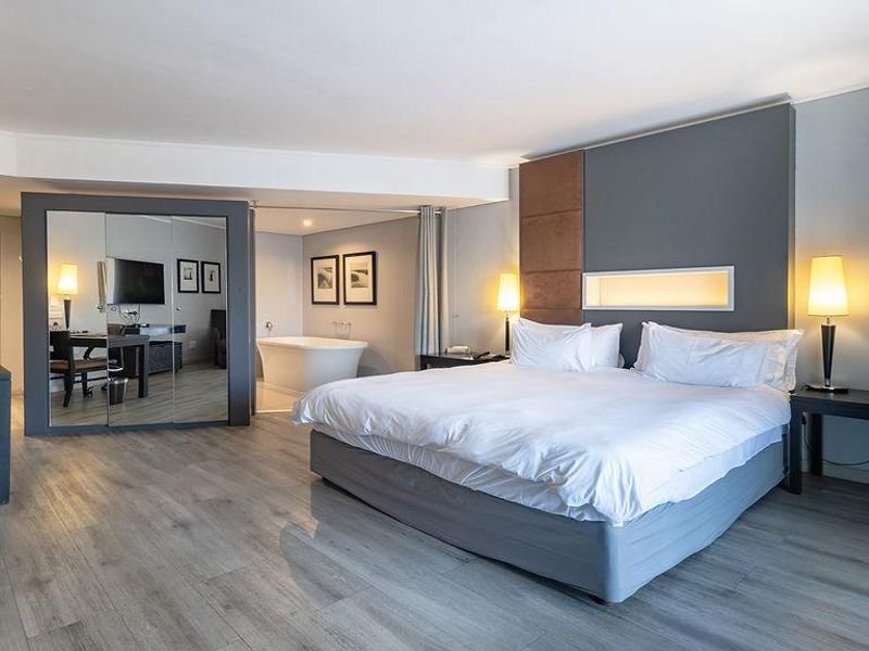 Superior Studio Deluxe Hotel Suite For Sale In Island Club Hotel - Photo 5