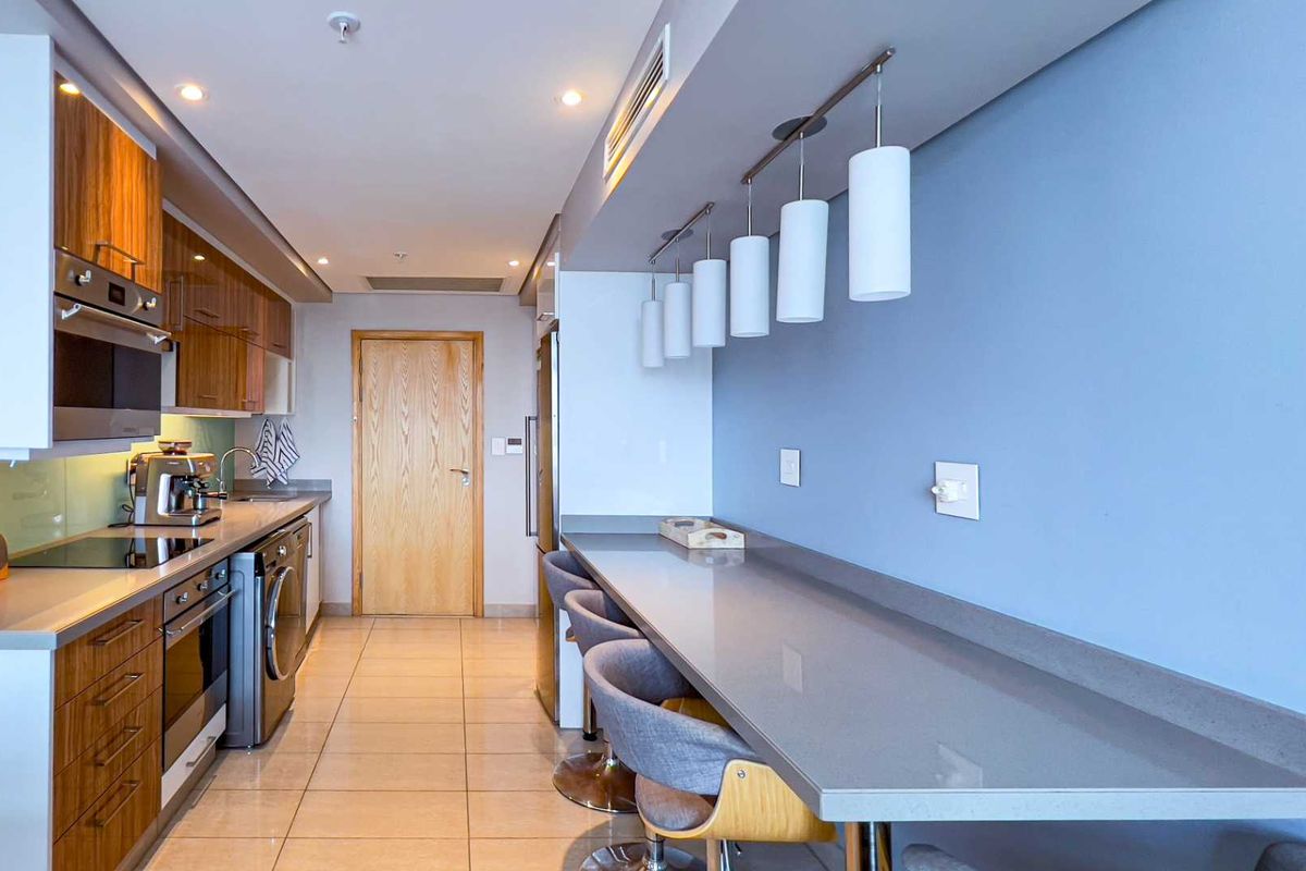 2 BEDROOM I 2 BATHROOM APARTMENT - Photo 5