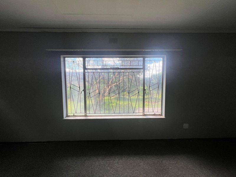 Family Home to Rent - Photo 9