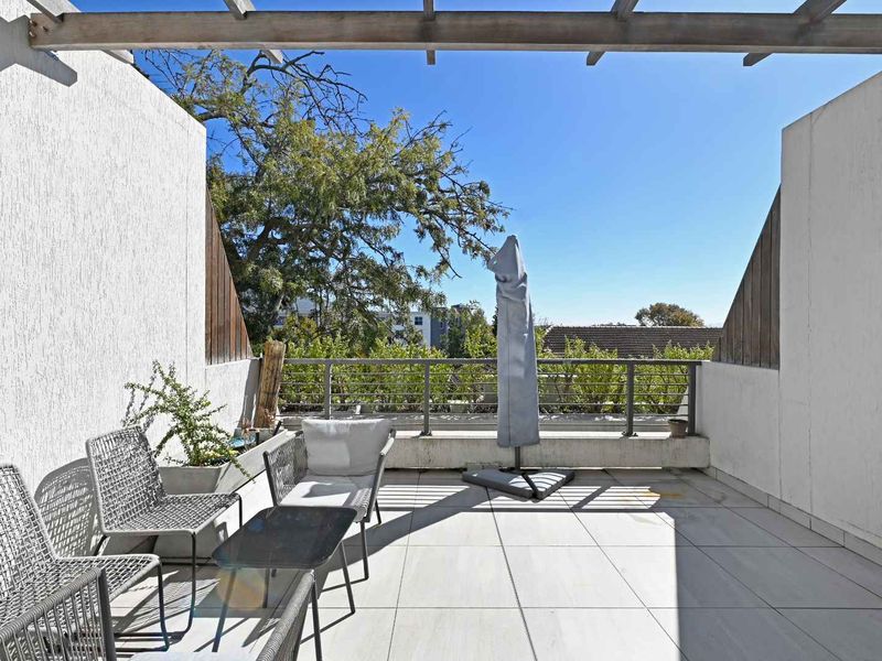 Light-Filled North-Facing Duplex with Mountain Views | Kenilworth Upper - Photo 3